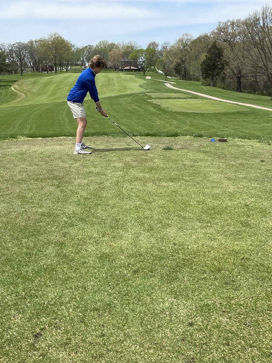 Senior Tanner Freeman teeing off on the Par 4 1st hole.