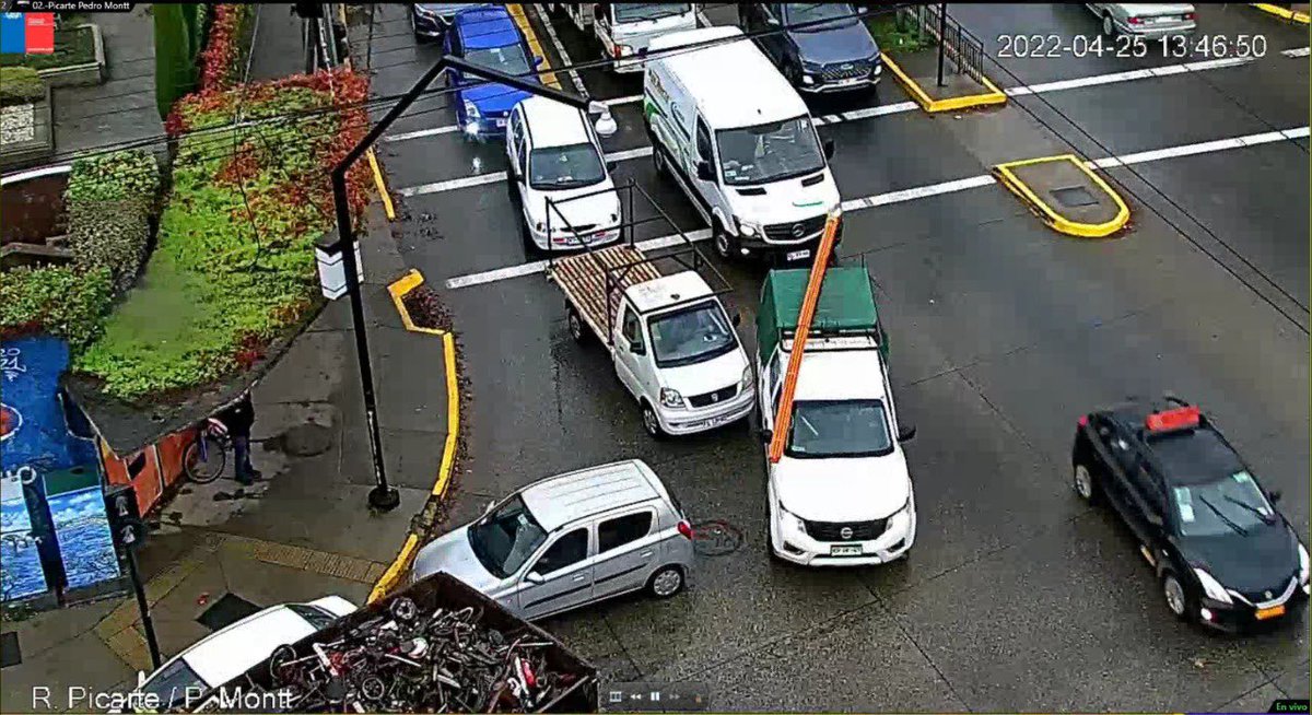 MTTLosRios's tweet photo. 📢#MTTinforma | Vehículo de carga detenido a esta hora en puente Calle Calle, dirección Las Ánimas #ValdiviaCL https://t.co/fOTNhrOQEb