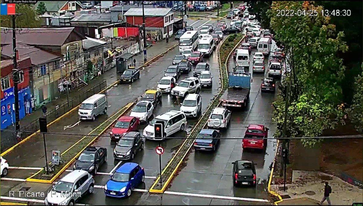 MTTLosRios's tweet photo. 📢#MTTinforma | Vehículo de carga detenido a esta hora en puente Calle Calle, dirección Las Ánimas #ValdiviaCL https://t.co/fOTNhrOQEb