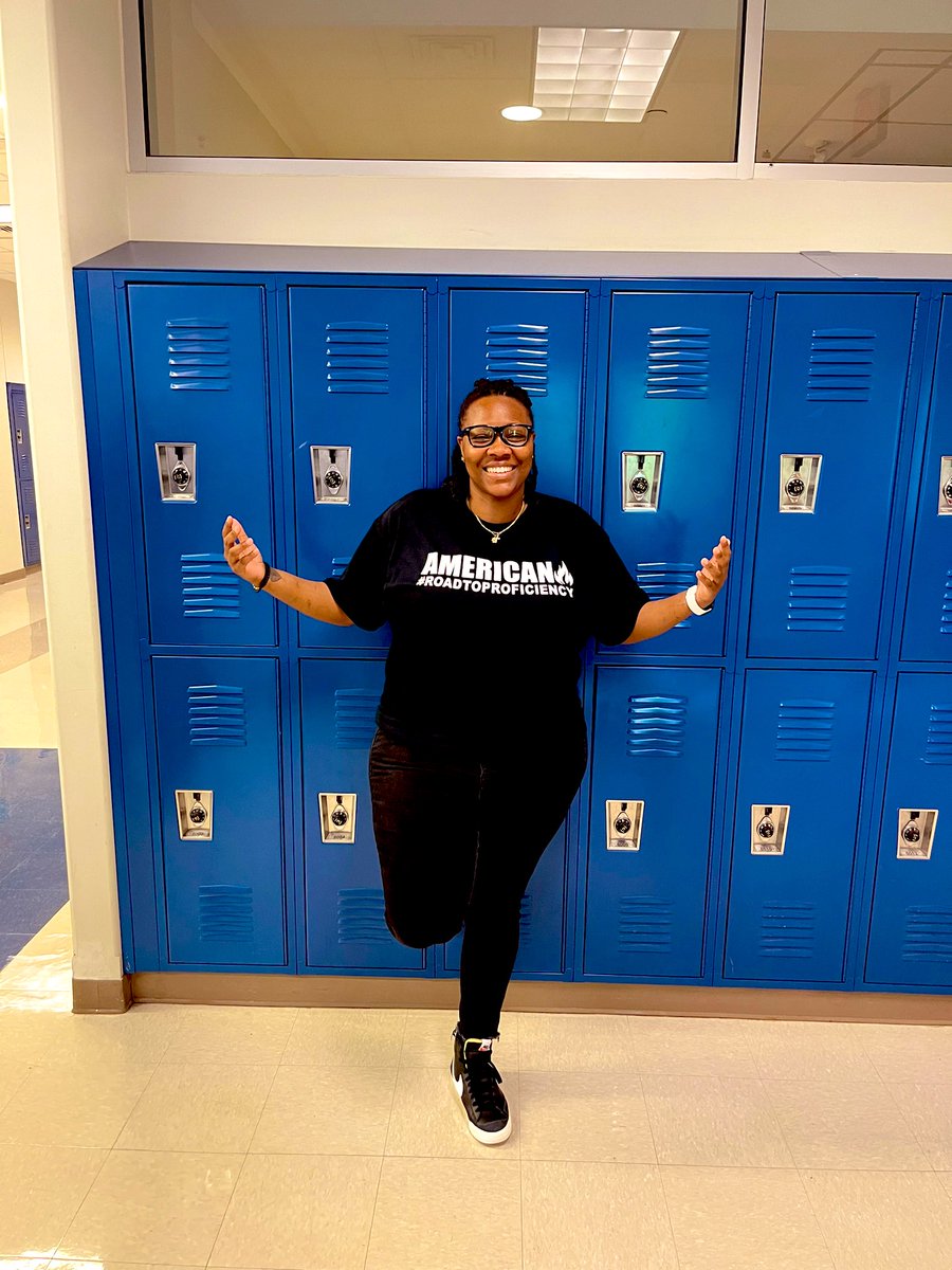 BuffordMEd's tweet photo. Supporting the 11th grade EOC spirit week! #BlackOut #American🔥 #RoadToProficiency https://t.co/wEozOiTOVT