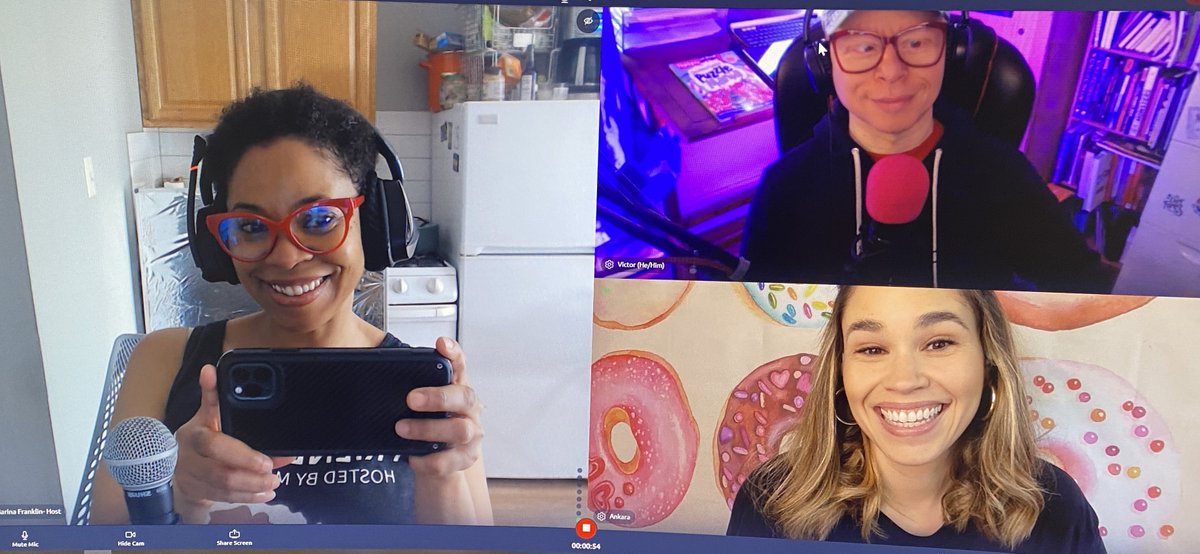 Need a Monday pick me up? Tune in to #FriendsLikeUs with <a href="/marinayfranklin/">Marina Franklin</a>, @AnkaraSavone, and <a href="/varnado/">King Supernuts</a>  as we chat legalization, entrepreneurship and MORE!✨
#CheckUsOut: ow.ly/62Fy50INCyU  ✨