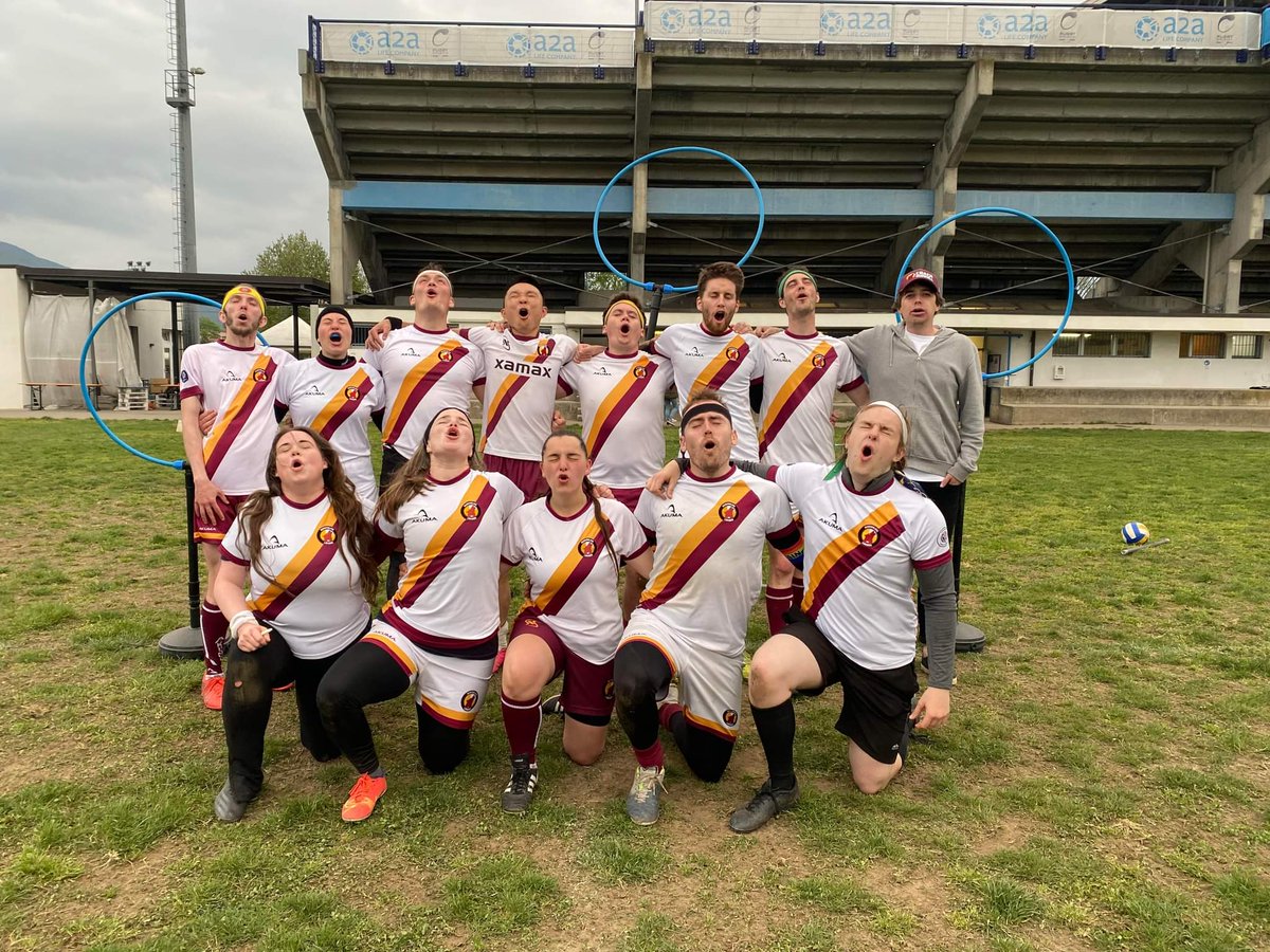 played a wonderful weekend of quidditch at division 2 european championships with @WoL_Quidditch - a slow start but we finished strong on an international stage with a small-but-mighty squad. 🐺