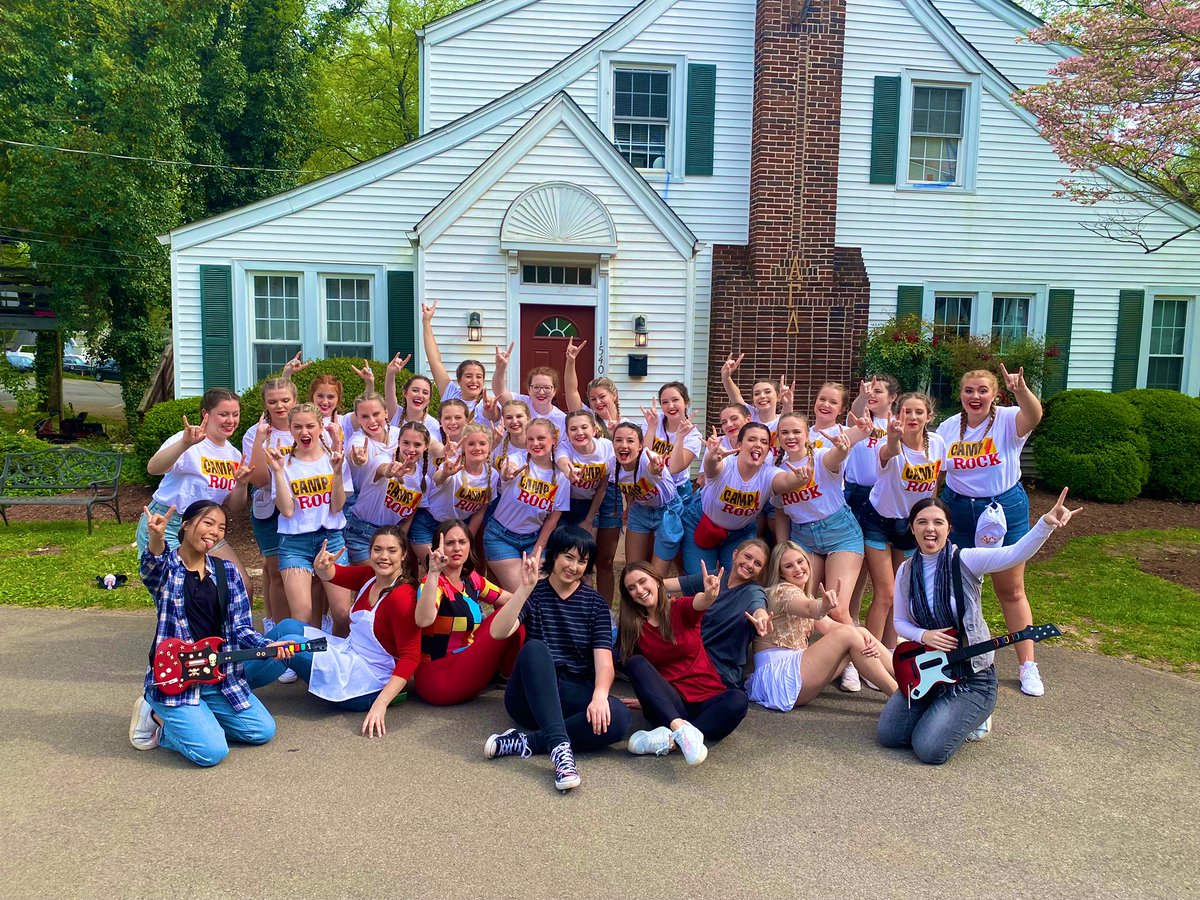 wkualphagam's tweet photo. We are so proud of all of our sisters hard work during Greek Week. #lovingleadinglasting #greekweek #alphagam #alphagammadelta #agd https://t.co/C8bZLLTVIk