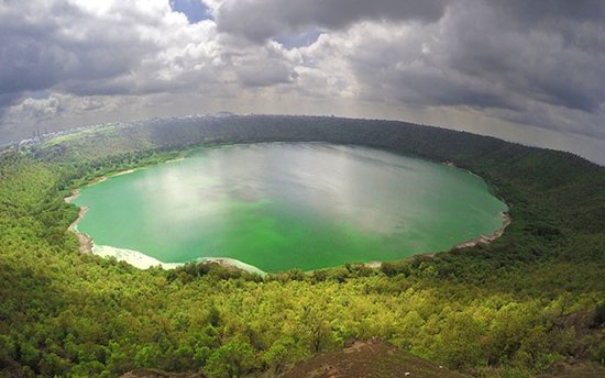 Lake Tele – Epena, Republic of the Congo - Atlas Obscura