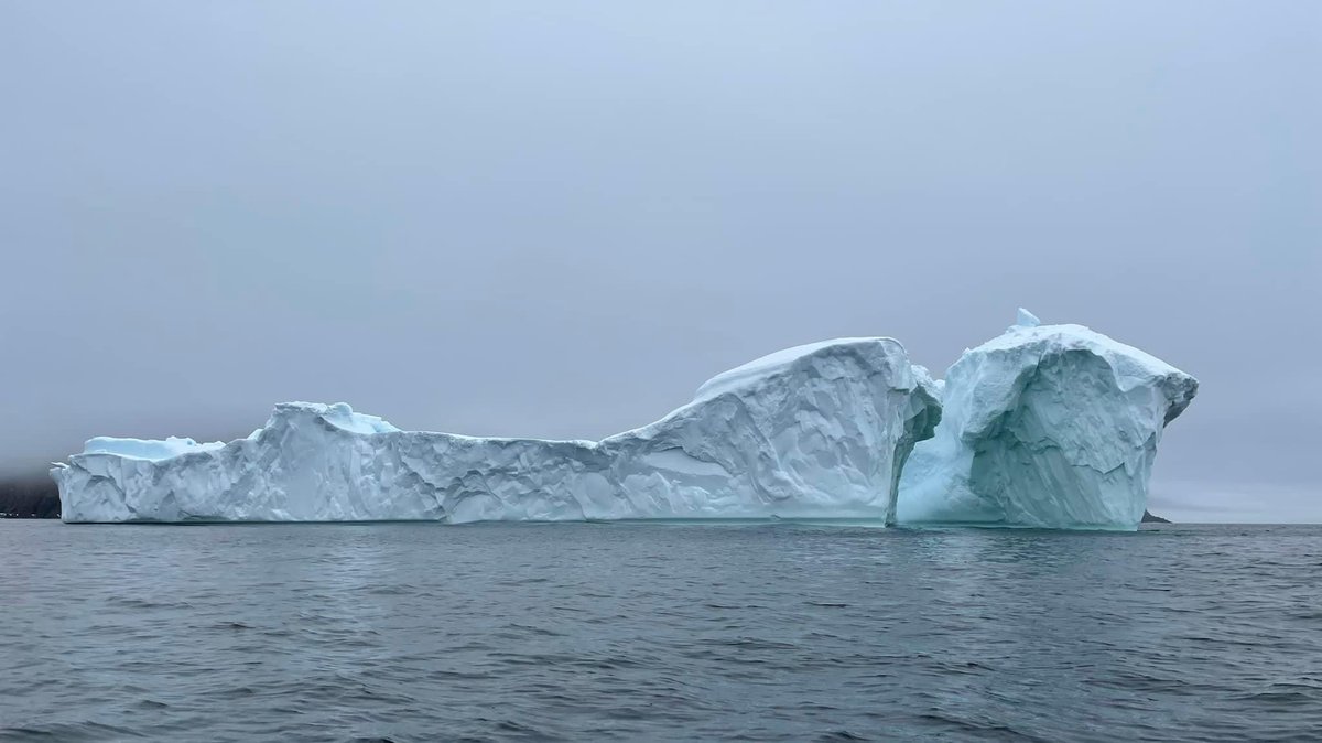 A big berg currently floating in the Triton area. Thanks <a href="/chandy_5/">chandy</a> for the stunning shots!