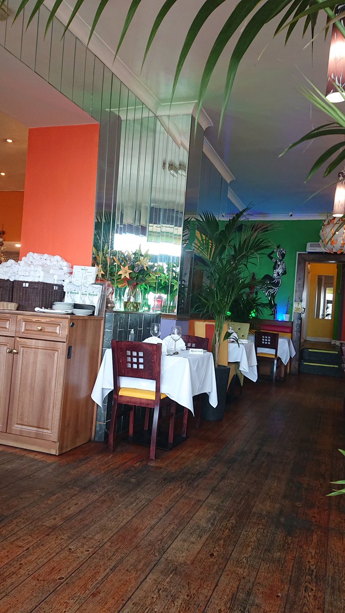AdrianLawCosts's tweet photo. Curry testing in #brighton this evening for another @AvMAuk / @PIC_Legal curry night.... Date provisionally booked for 20th October.....as we enter into negotiations on the price of a three course meal and welcome drink. Food is fantastic.
#AvMACurry #avmapiccurrynight https://t.co/SqTcD3YUrv