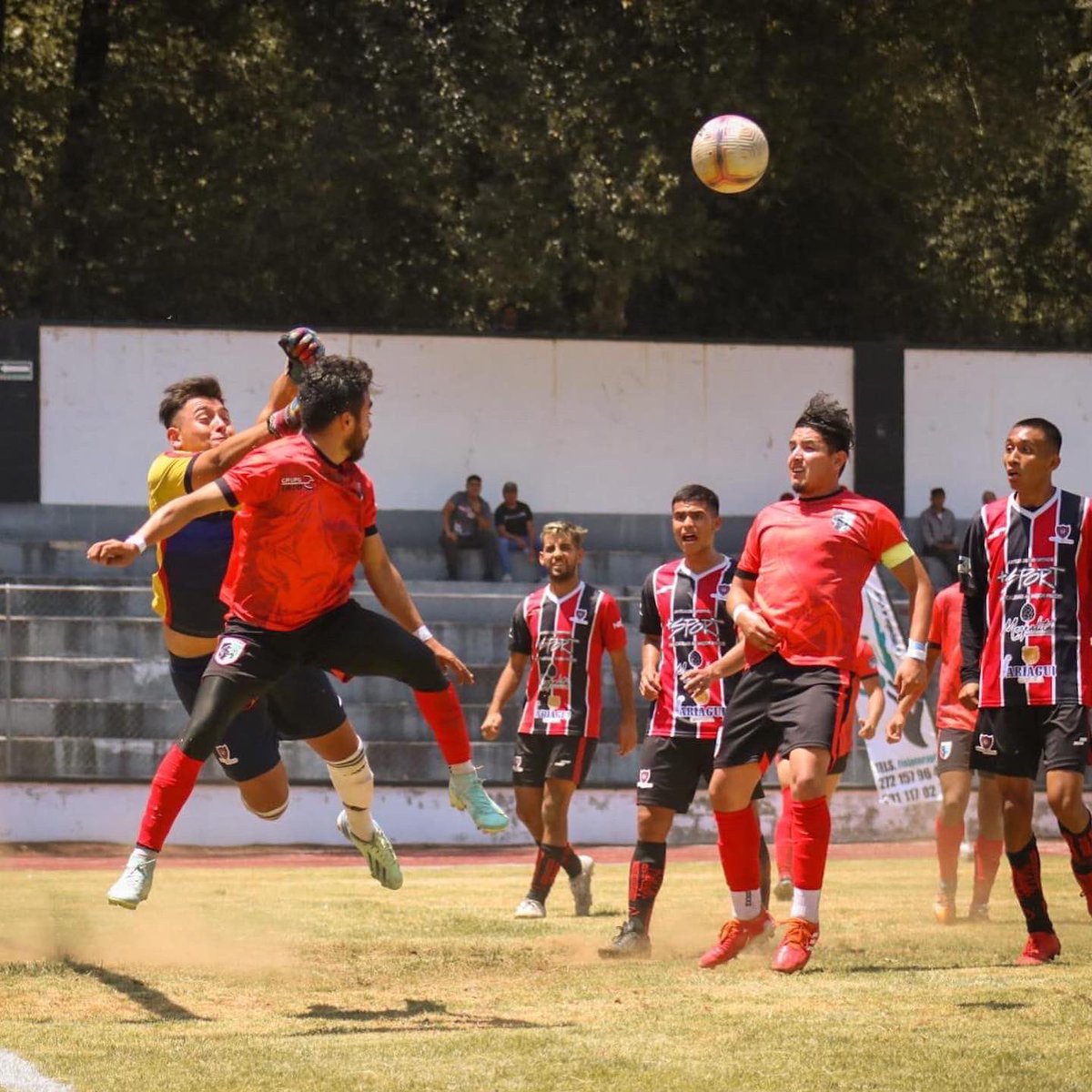upslmexico's tweet photo. Semifinal Zona Sur División 2

Deportivo Teziutlán 2️⃣-0️⃣ Club Atlético Chacarita Mixteco

#UPSL #UPSLMX #UPSLMexico https://t.co/lB8C6cPAO4