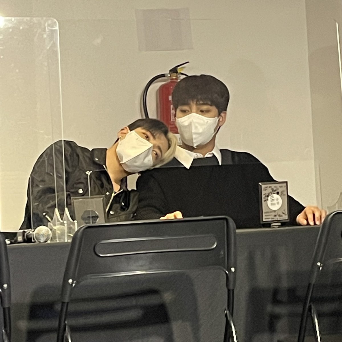 jongjoongie's tweet photo. THE WAY JONGHO LOOKS AT HIM- MY BABIES https://t.co/rTnuGRgjjN