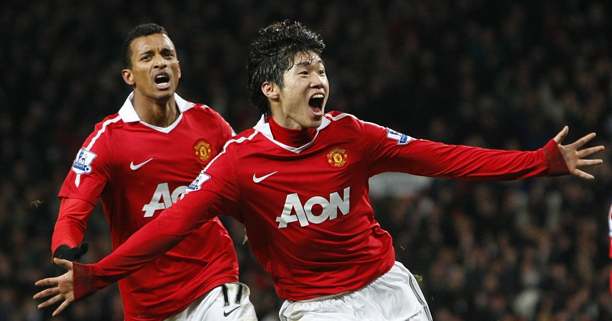 Choć tacy piłkarze jak Cristiano Ronaldo i Wayne Rooney często znajdowali się w czołówkach gazet, kibice Manchesteru United nie powinni zapominać o ich nieśpiesznym bohaterze .

reymonta22.pl/hold-dla-park-…