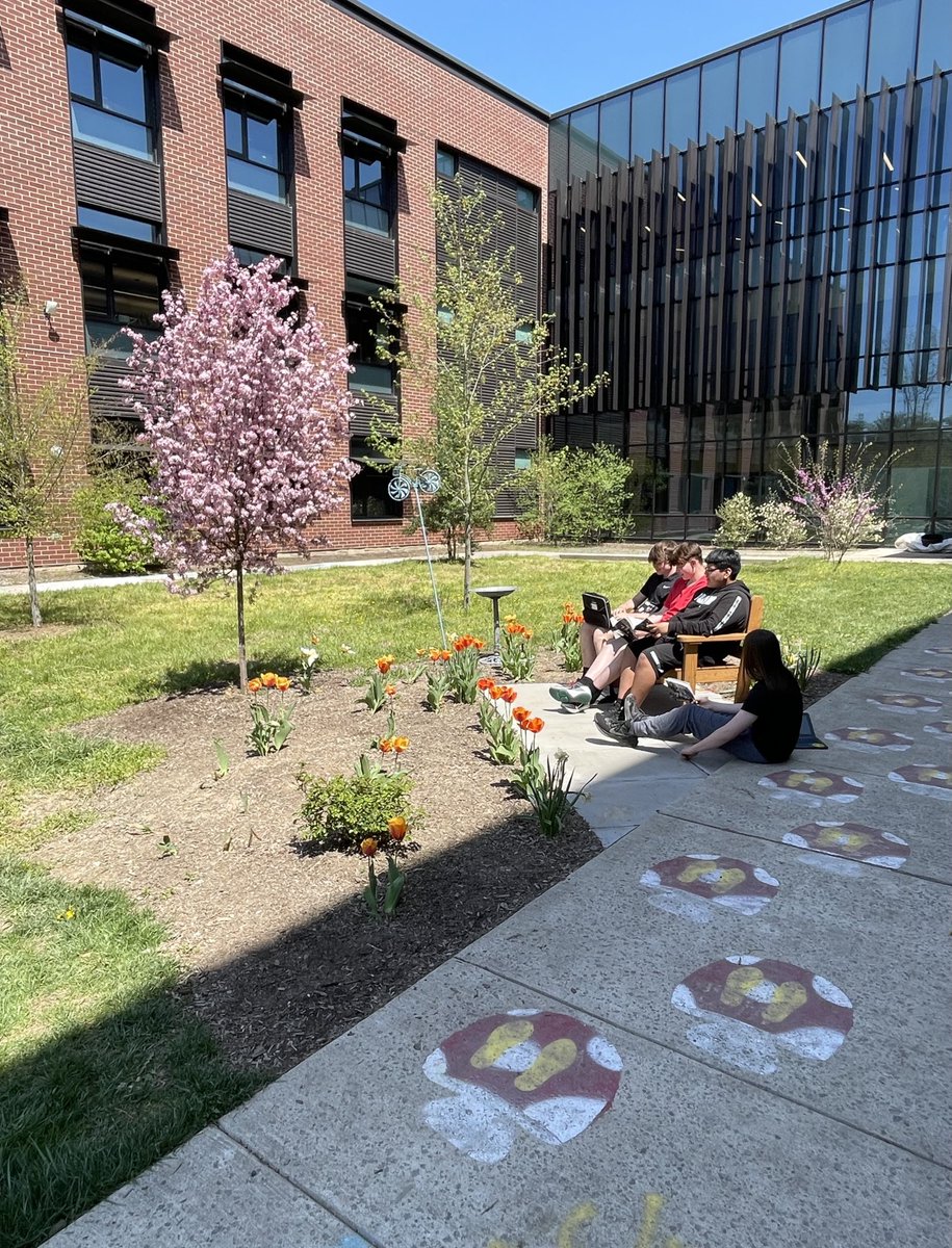 Scholars using the Serenity Garden on this beautiful spring day! 🌼🌸🌿 🐸 Mrs. Lake, Ag/Tech &amp; School Counselors prepping to add more to this calming space soon! ⁦@FCMSPrincipal⁩ ⁦<a href="/BrianJH82/">Hester Sports Cards</a> ⁦<a href="/CounselorMG2021/">Mario Charlot, M.Ed., RJF</a>⁩ ⁦<a href="/DaveSovine/">Dr. David Sovine</a>⁩ ⁦⁦@MaryBethEchev⁩