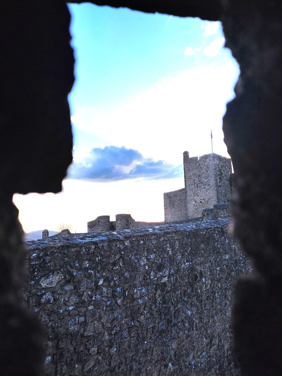 Camping AGUAS CLARAS en Valencia de Alcántara Cáceres un Paraíso en la Raya, Marvao desde el castillo Reservas Bungalows  609468375