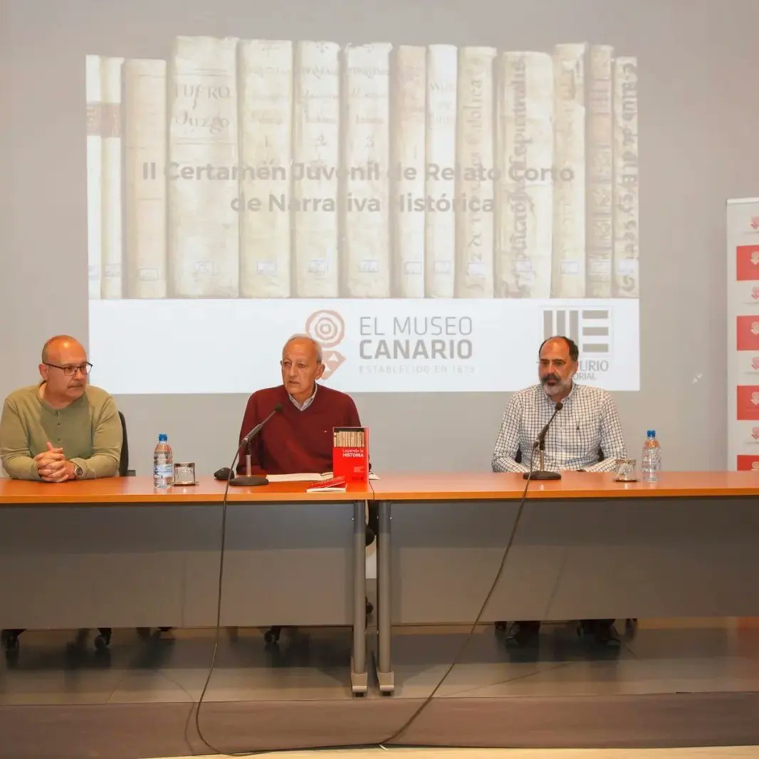 CaninfoC's tweet photo. 📢🟢#relatojoven

¿Tienes muchas historias en la cabeza?

El Museo Canario y  Mercurio Editorial convocan el II Certamen Juvenil de Relato Corto de Narrativa Histórica.

👀 22/04/2022-22/10/2022

BASES👇

https://t.co/qNtuByT8kz

 #caninfocomunicaciones https://t.co/wjOQxIKvb8