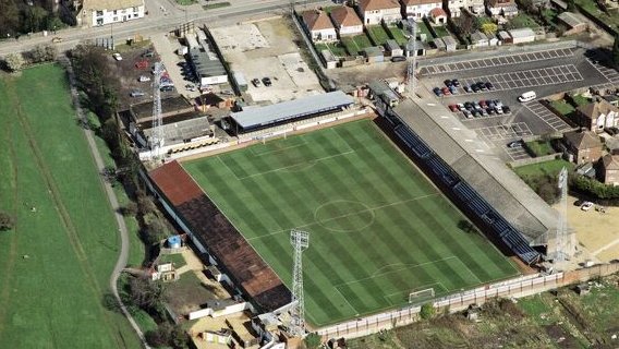 PastCamUtdFC's tweet photo. On this date back in 1994 for the first time in a football league match at #TheAbbeyStadium fans who attended the game saw a total of 9 goals as #CamUTD were beaten 5-4 by visitors @htafc
#SteveButler scored twice for the U's taking his MONTHLY total to 10 goals https://t.co/Gb6zzzu2Gn