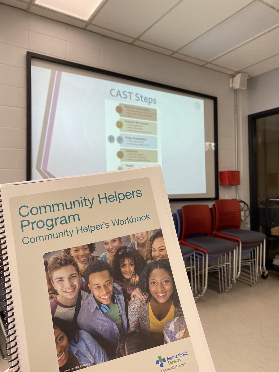 ConnectInquires's tweet photo. Kicking off the #communityhelpersprogram with our grade 8s today! @connectcharter @hiDiversecities https://t.co/P2M0zj7wEy