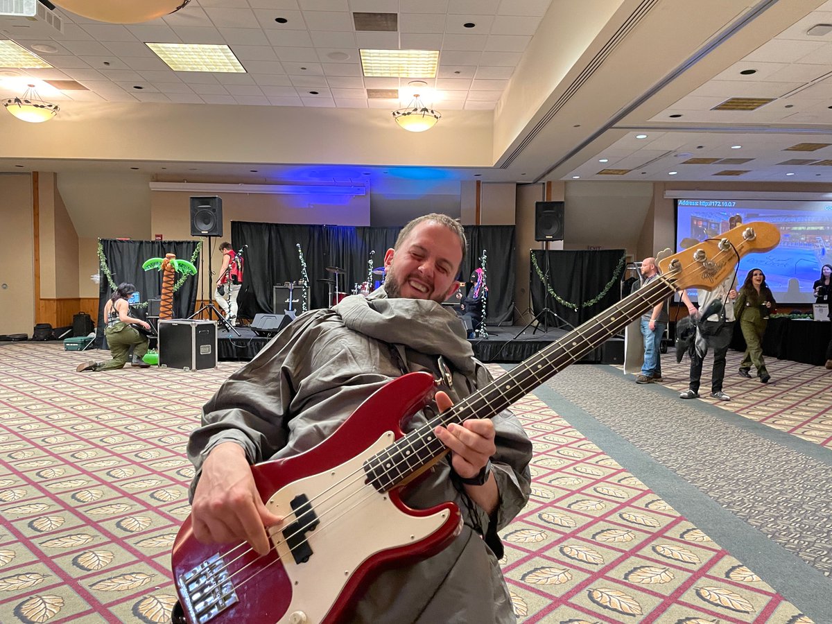 Game Of Owns tweet media