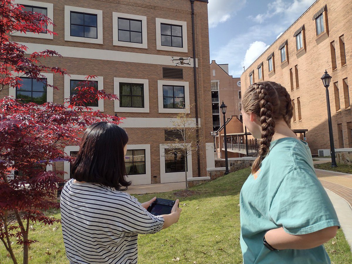 una_geo's tweet photo. Dr. Sunhui Sim and Dr. Mario Mighty held two drone workshops for students, with representatives from Florence Parks and Recreation, TVA Recreation, Florence Electricity Department, and Florence Mayor Andy Betterton participating! #una_geo (2) https://t.co/Wzl67leBrH