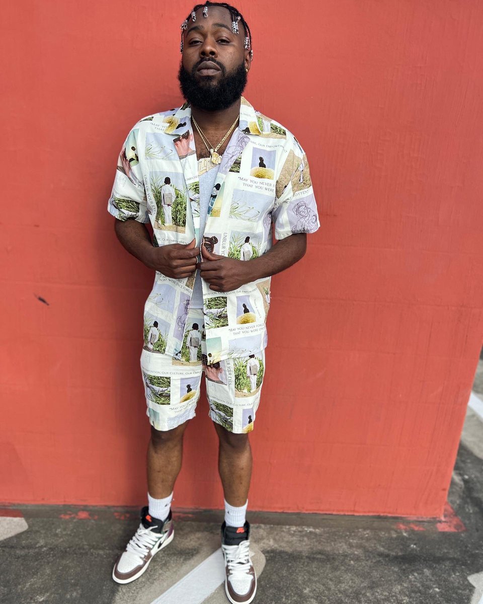 Zip_Lock_Bagz's tweet photo. I heard pressure bust pipes ! https://t.co/3DmHZMGME1