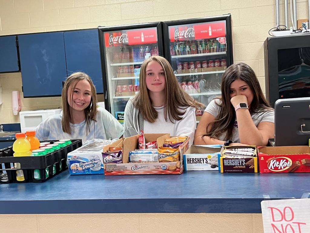 pmssparks's tweet photo. Entrepreneurship class students are learning about the ins and outs of business management this week by stocking and running the canteen. #sparkpride #sparklearning https://t.co/0NhLOhLwnP