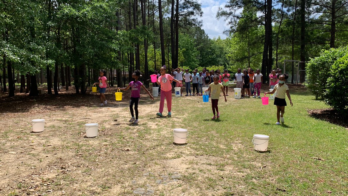 Mrs_Renfroe's tweet photo. Day 1 of SAW at the YMCA @gore_mgore @PaigeMaloneKES @jamesann_sheley @franklinscsu @Killian_STEAM https://t.co/ehhGcr2EY2