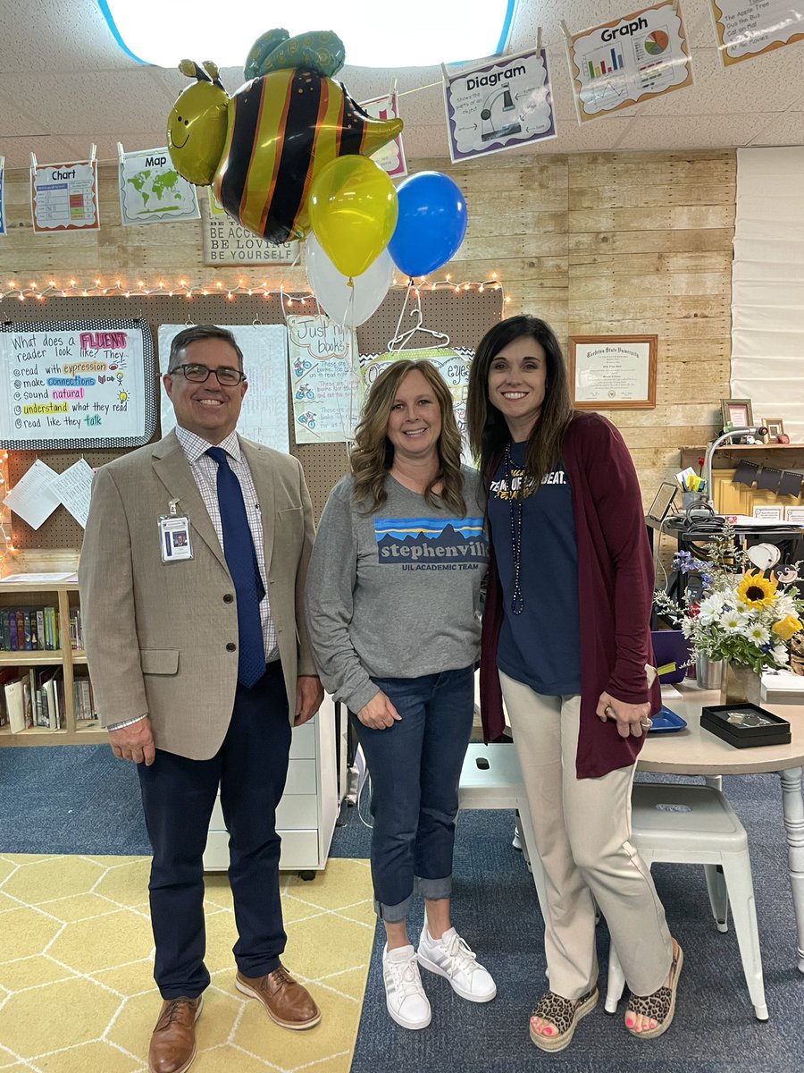 stephenvilleisd's tweet photo. Congratulations to the SISD Elementary Teacher of the Year Robin Kimbrough from Hook Elementary! https://t.co/YzV2I9V5oI