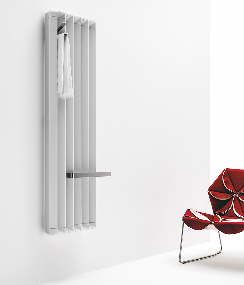 daniel libeskind, piero lissoni, rodolfo dordoni and matteo thun sign antrax IT’s most acclaimed designer radiators in the new griffe collection designboom.com/design/antrax-…