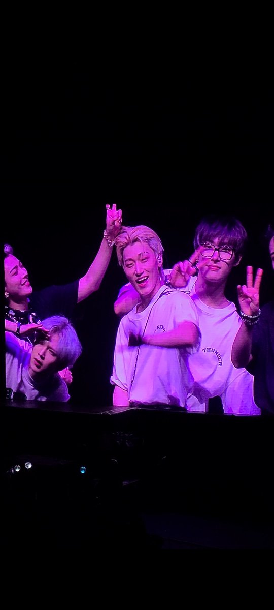 belzatz's tweet photo. San at the end of eternal sunshine 🥺

#ATEEZWORLDTOUR2022 #ATEEZinMadrid_D2 #SAN #산 https://t.co/GIKsjpZwQF