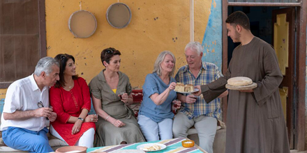 Savour Village Sun Bread in #Egypt🇪🇬
A once-in-a-lifetime opportunity to spend a captivating and intimate afternoon with local residents, as you visit a family home. Be regaled with stories of village life and savour a tasting of authentic Egyptian sun bread 🤗