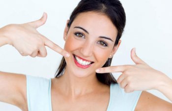 EngineeredSmile's tweet photo. There is nothing wrong with desiring a cosmetic alternative for your teeth. If it can help you build your confidence and feel better about yourself, why not try it? Give us a call for your options: 678-801-6700
#cosmeticdentistry #beautifulsmile #engineeredsmiles https://t.co/qmNWPnDoDH