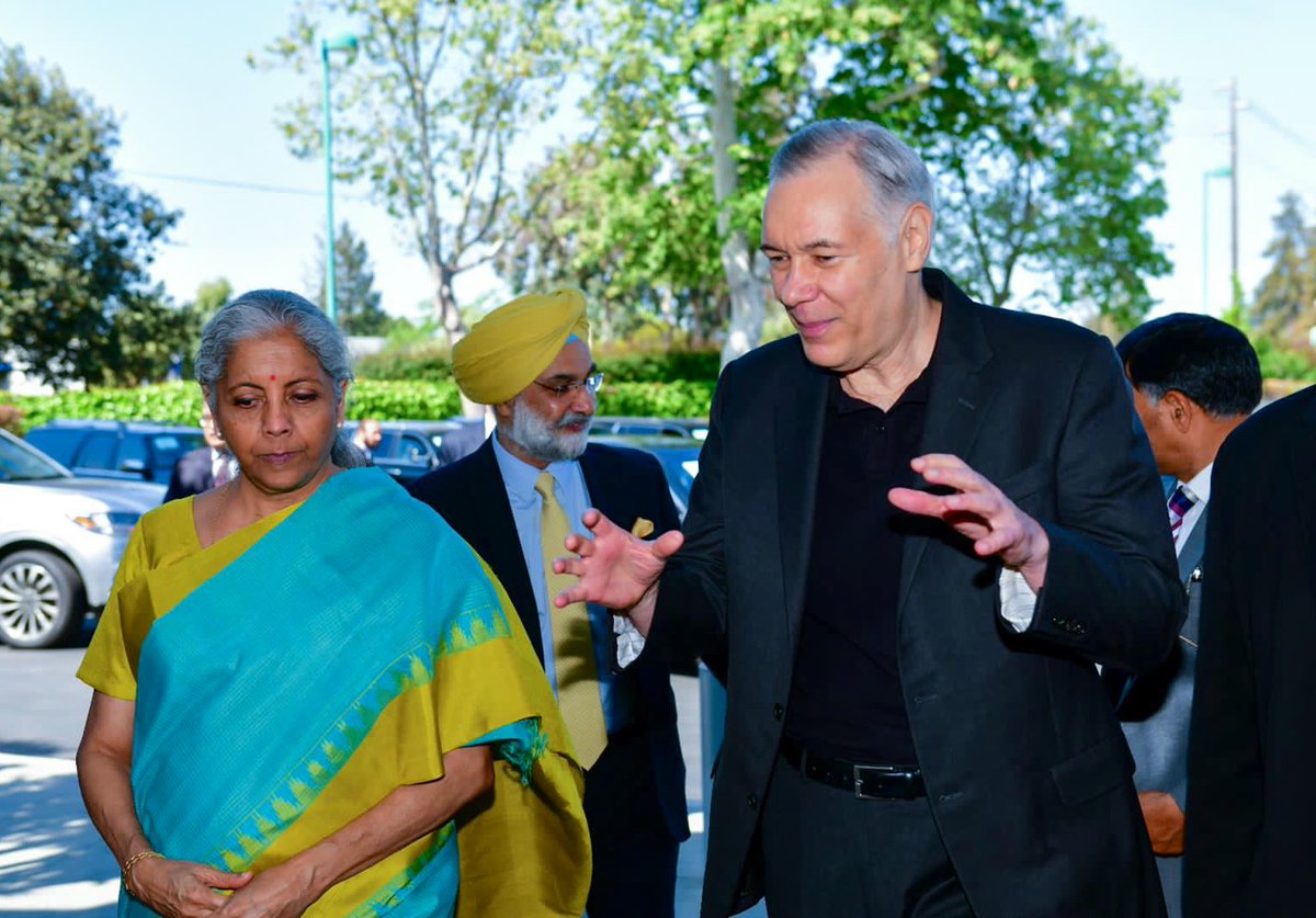 FinMinIndia tweet picture