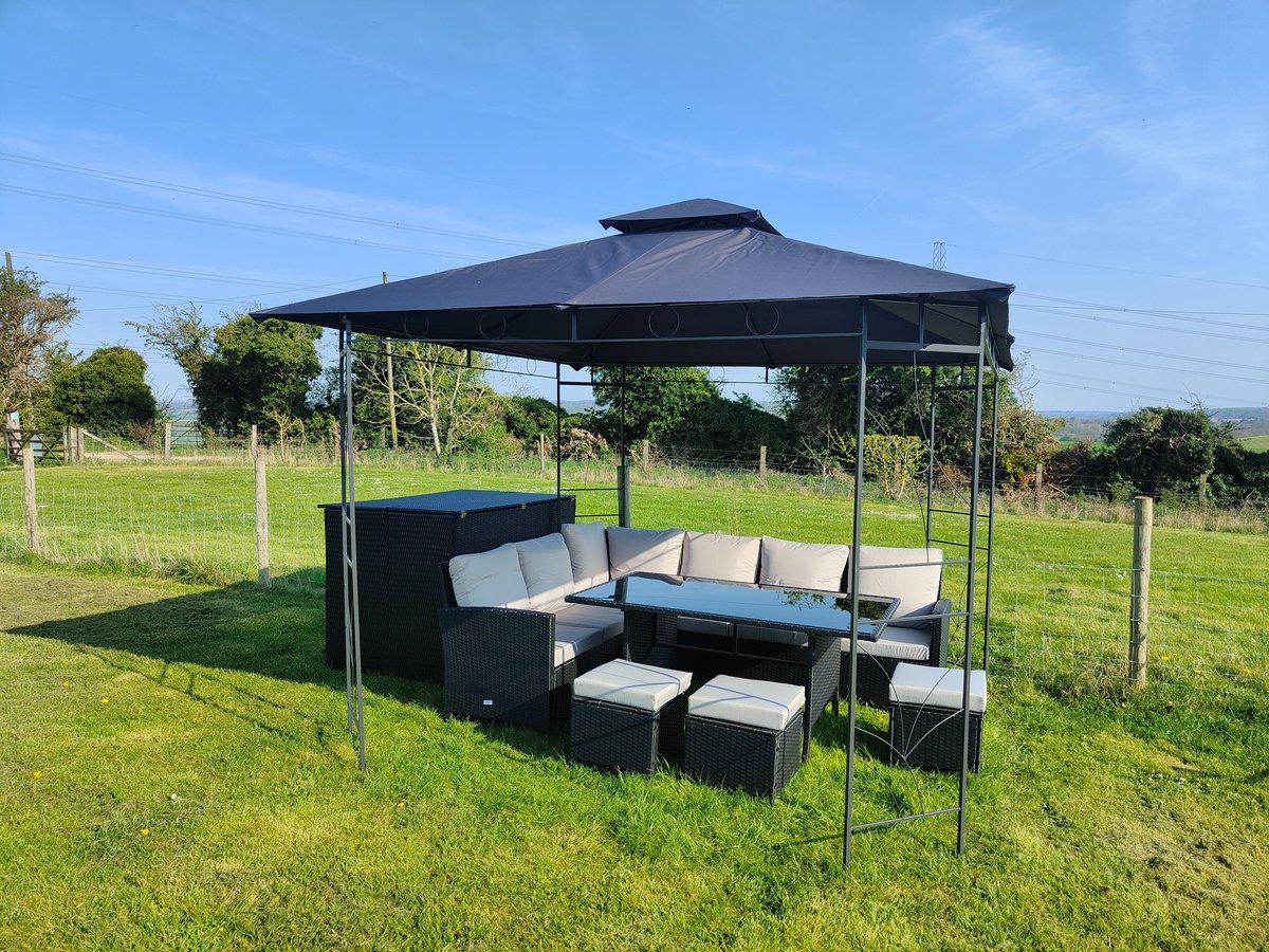 Our new outdoor seating area has arrived and it looks fab! After a busy weekend last weekend setting the site up Fiona and I sat down for a rest and didn't want to get up again! #sunshineyday #glampinguk #glamping #bbqseason #relaxing