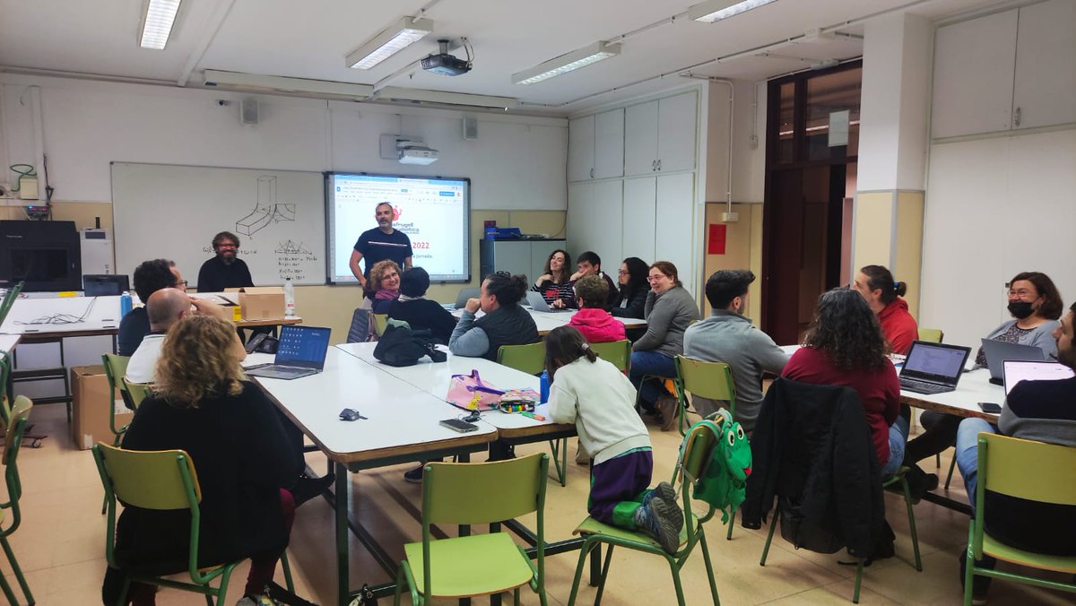 Palarobòtica tweet media