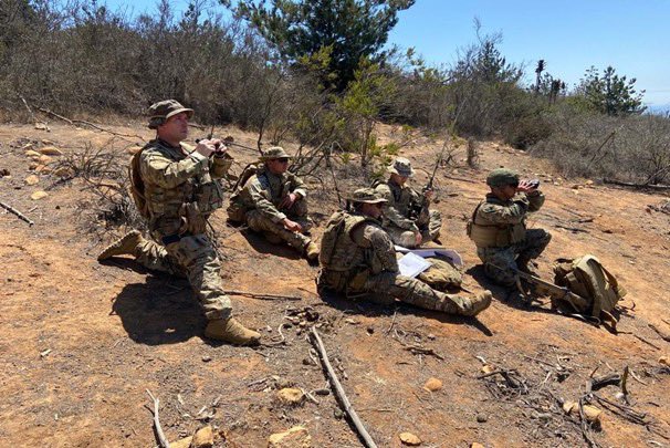 MARFORSOUTH's tweet image. EVERLASTING #PARTNERSHIP 

@USMC with #MARFORSOUTH with the Personnel Exchange Program in Chile continue demonstrating #Partnership with the Chilean Marine Corps. 

@southcom | @DoD| @usembassychile | @Armada_Chile | #Interoperability | #Chile | #EnduringPromise