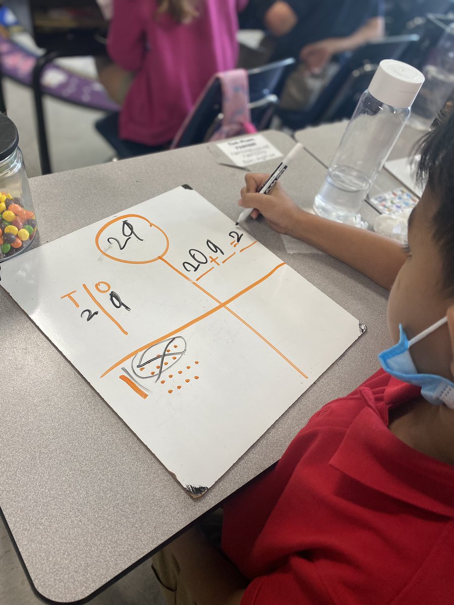 Cass_Francois's tweet photo. A little place value practice on Monday @CannellaElem #teacherdiaries #confessionsofafirstgradeteacher
#SOAR #comets #cannellacomets #firstgradediaries #strongertogether https://t.co/GGklI1TWtk