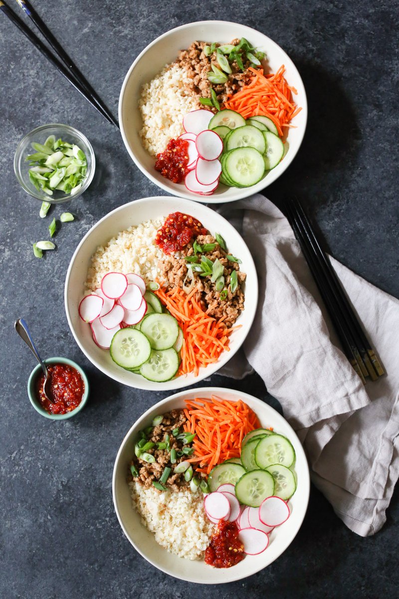 I'm not even going to hit you with the hard sell on this recipe, folks, since I'm hoping the name and the photos will do most of the heavy lifting. Dude Dieters, this one's for you.
domesticate-me.com/bulgogi-chicke…