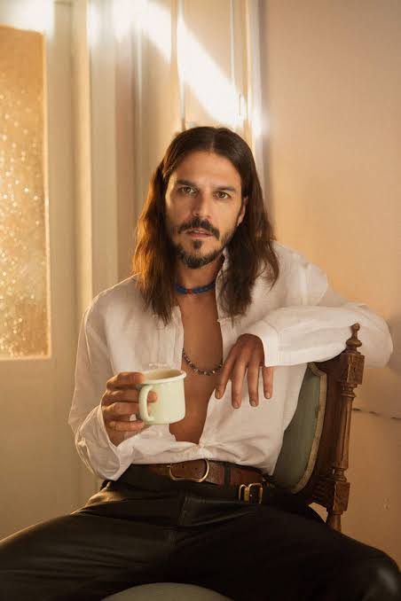 zübeyde tatlım ne mahallesi ne mektebi boğuyorsun şu an bizi