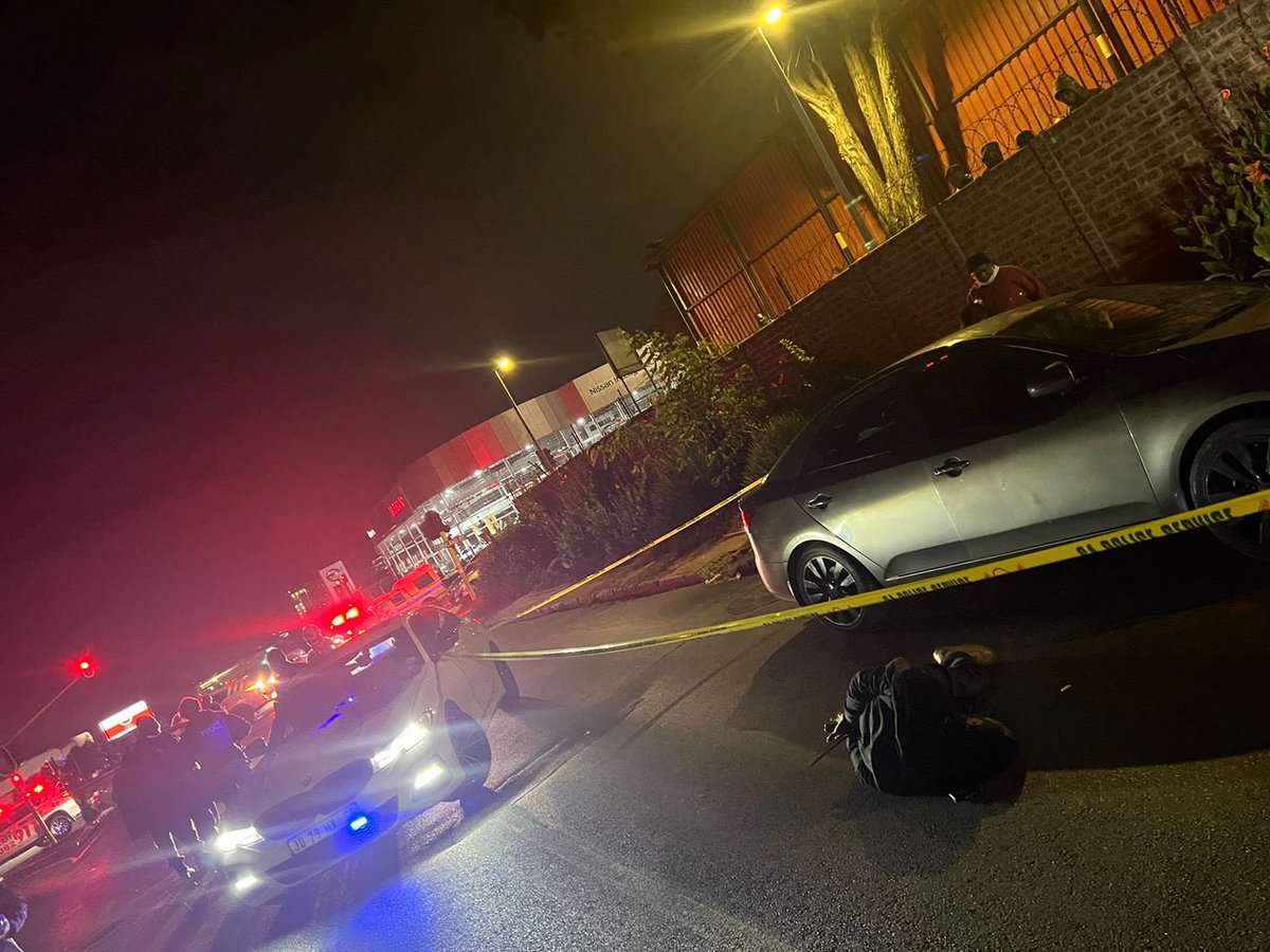 Abramjee's tweet photo. The crime scene… https://t.co/rwuoCcT7gs