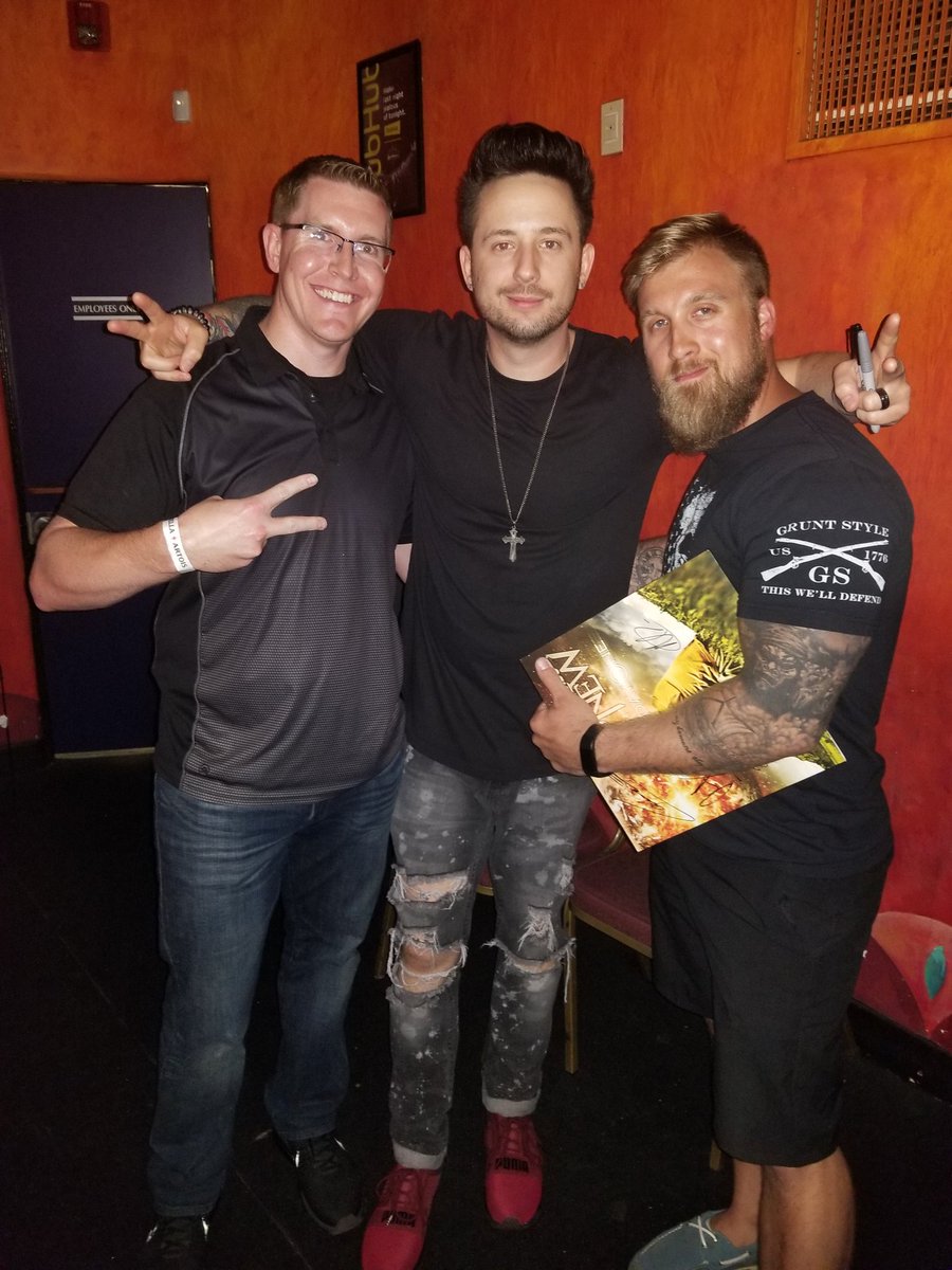 dleemon05's tweet photo. @jessesbrother @ThatEricAlper @crushing14 @skilletmusic @skilletmusic is probably #1 with @FromAshestoNew a close second https://t.co/6htYL7pIbJ