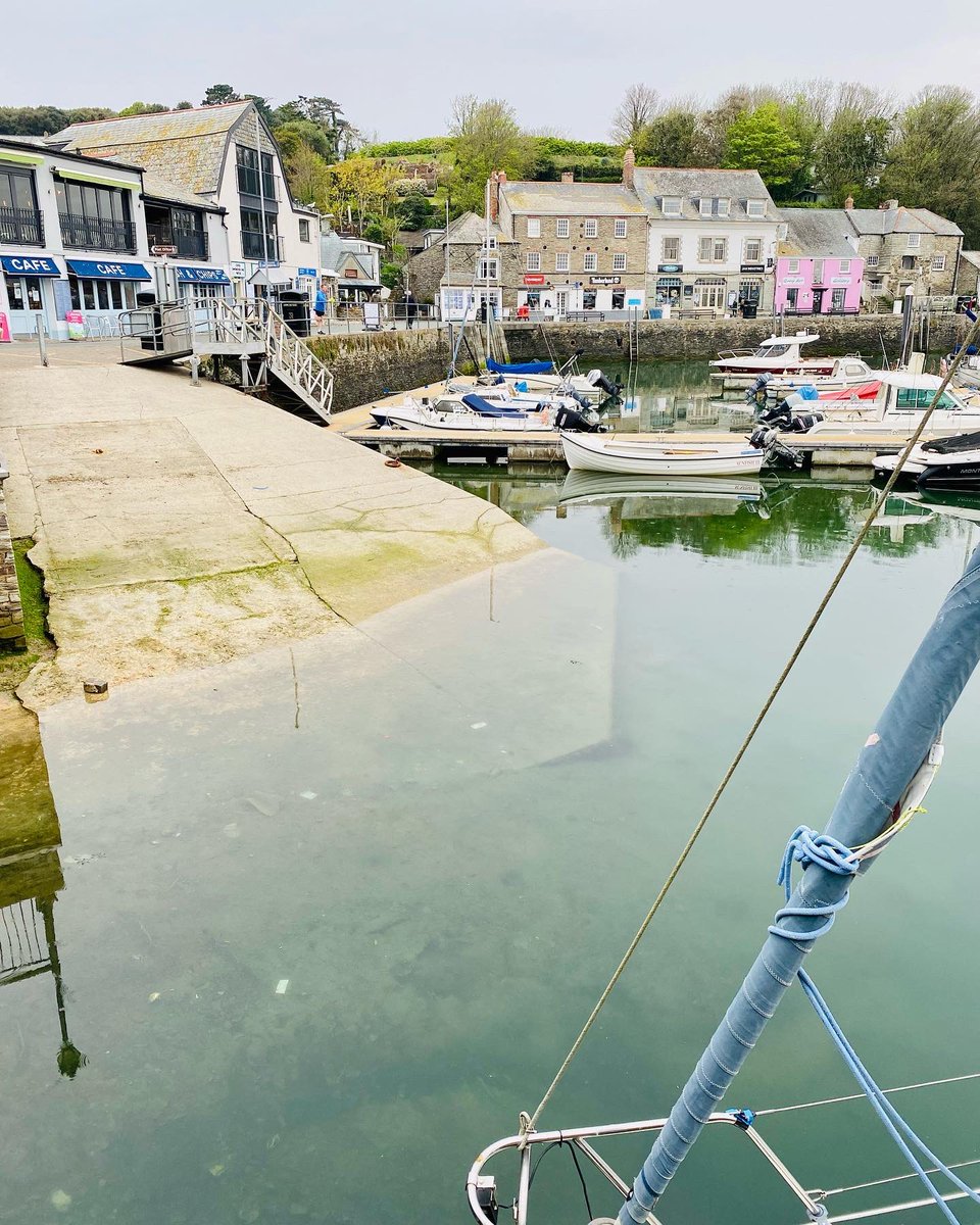 Lovely weekend away in Cornwall, the sun even peeked out ☀️🌿