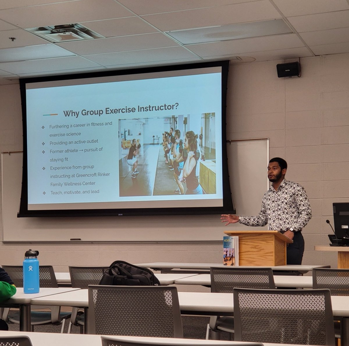 GCMapleLeafs_WB's tweet photo. Proud of these young women &amp; men @ronitgoswami7 @graycockerham1 @emmybrandeberry @ChapmanTaniece of the GCWBB program for putting in the work, &amp; delivering some interesting, informative, &amp; professional senior sem presentations in the past few weeks. Impressive! #ProudCoachMoment https://t.co/o657vtjsJ8