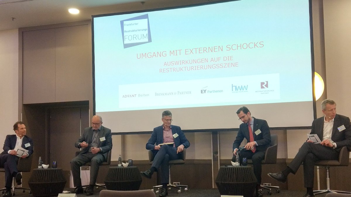 Beim „Frankfurter Restrukturierungsforum“ ging es heute um den „Umgang mit externen Schocks – Auswirkungen auf die #Restrukturierungsszene“.  Sehr interessante Infos &amp; Thesen, die für sich alleine eine Veranstaltung beanspruchen könnten.