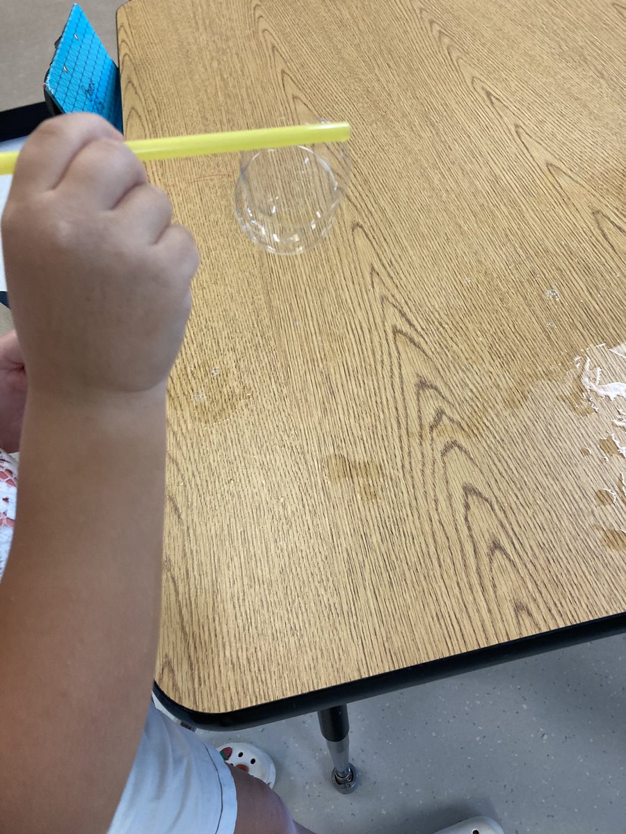 Shadow_SPE's tweet image. Bubble Day in Kindergarten, we think the last one looks like a Panther 🐾