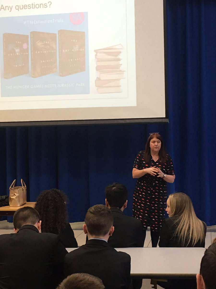 Wonderful presentation by visiting author Susan Wilson today.   Our S1 were entranced by her inspiring talk about dinosaurs and her motivation to write. Many Thanks to @susanwilsonbook #weewrite #glasgowlife @JPaulLibrary @johnpaulacademy