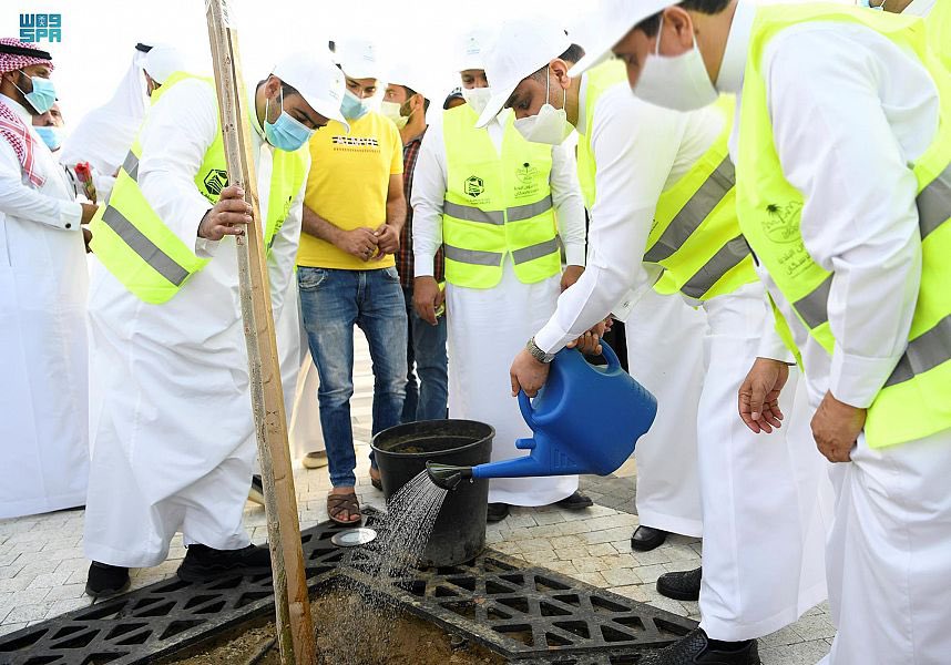 ٦-#الجاكرندا_بابها 
<a href="/emartasir/">إمارة منطقة عسير</a> 
<a href="/asda_aseer/">هيئة تطوير منطقة عسير</a> <a href="/asirmunicipal/">أمانة عسير</a> 
#شُكراًلمن_يزرع_الجمال_ليحصُد
#الابتسامة_
#أصبحت_أبها_أيقونة_الجذب
#السعودي
#وغداً_ايقونة_الجذب_العالمي
#شُكراًتركي_بن_طلال_بحجم
#الارض_والسماء