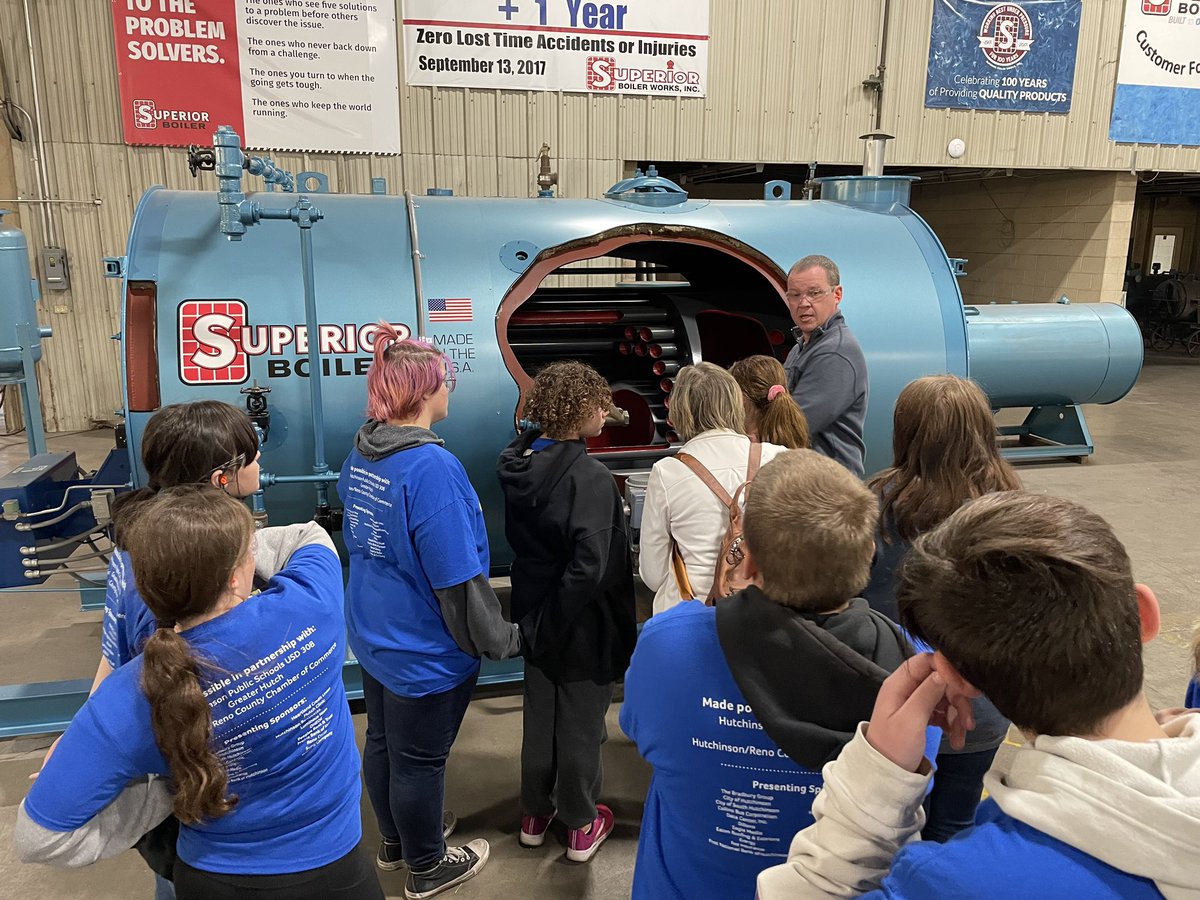 wileyrocks's tweet photo. Real-World Experience ⤵️
Thank you Takako, @ONEOK, @SuperiorBoiler, Dillons, @Hutchinson_Fire, @hutchchamber for providing hands-on experiences for our 6th graders during Career Quest. #wileyrocks https://t.co/qAa3i6999m