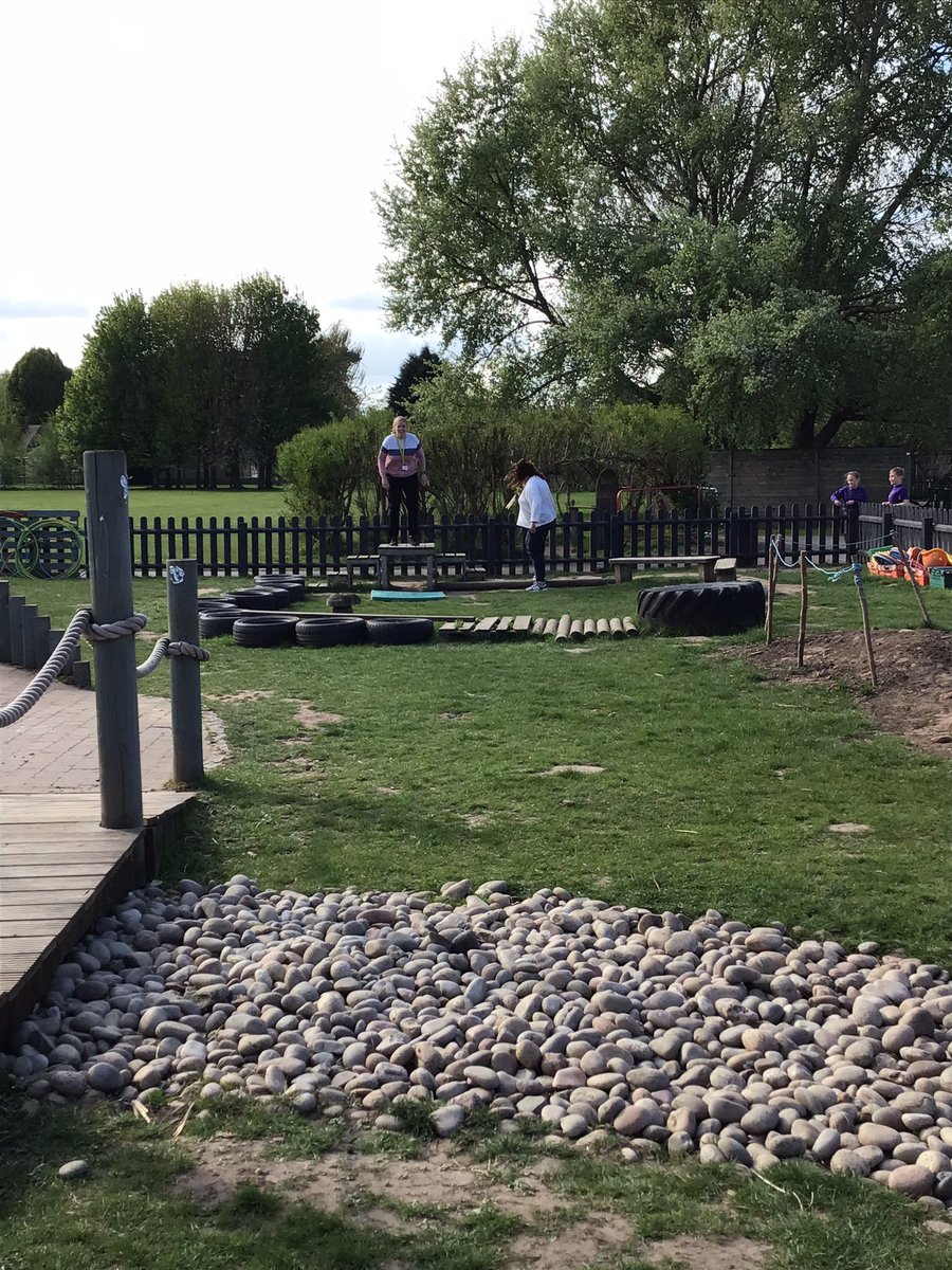 FS2 Teacher tweet media