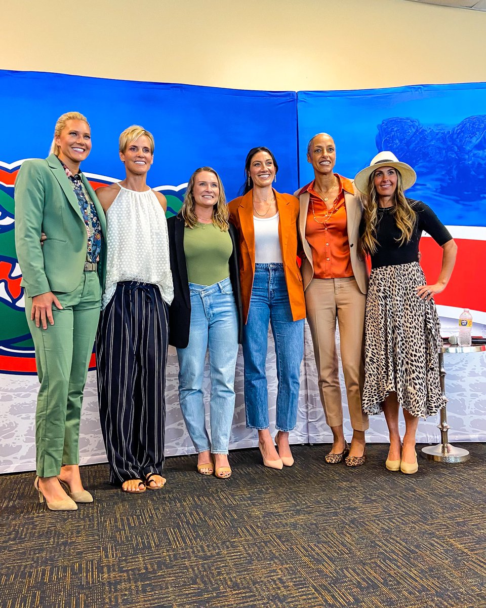 FloridaGators's tweet photo. Continuing the celebration of 50 years of Women's Athletics at @UF 🐊

Heather Mitts, Dara Torres, Bridget Sloan, Francesca Enea and Lynda Tealer spoke on our panel moderated by Steffi Sorensen. Always amazing hearing from these Gator greats! 🟠🔵 

#GoGators https://t.co/TcGfeW2hCL