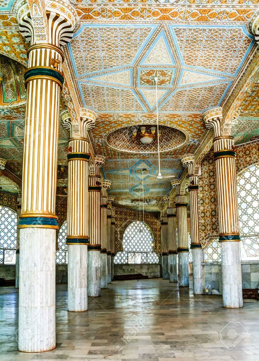MutationsSngal1's tweet photo. Voici la très belle Mosquée de #TOUBA, l'une des plus grandes dans le #monde.
#team221 #kebetu #senegal #mouride #religion #sadikh #serignetouba #cheikhibra #baayfall #photography #decouverte #tourisme #influencers #africa #mosquee #vivification #RamadanKareem #senegalais https://t.co/lk6fm5ai4k