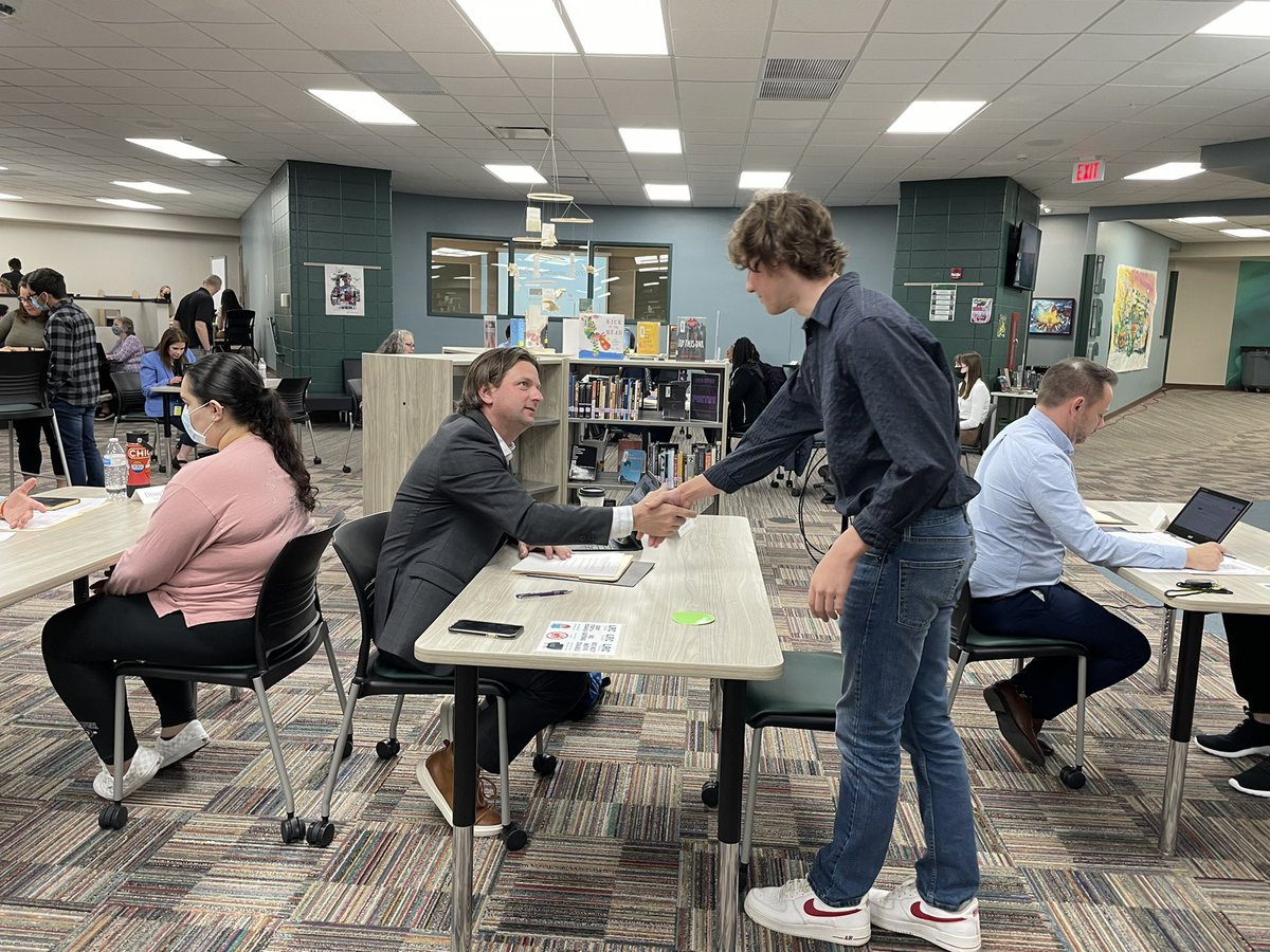 Gina Schuyler tweet media