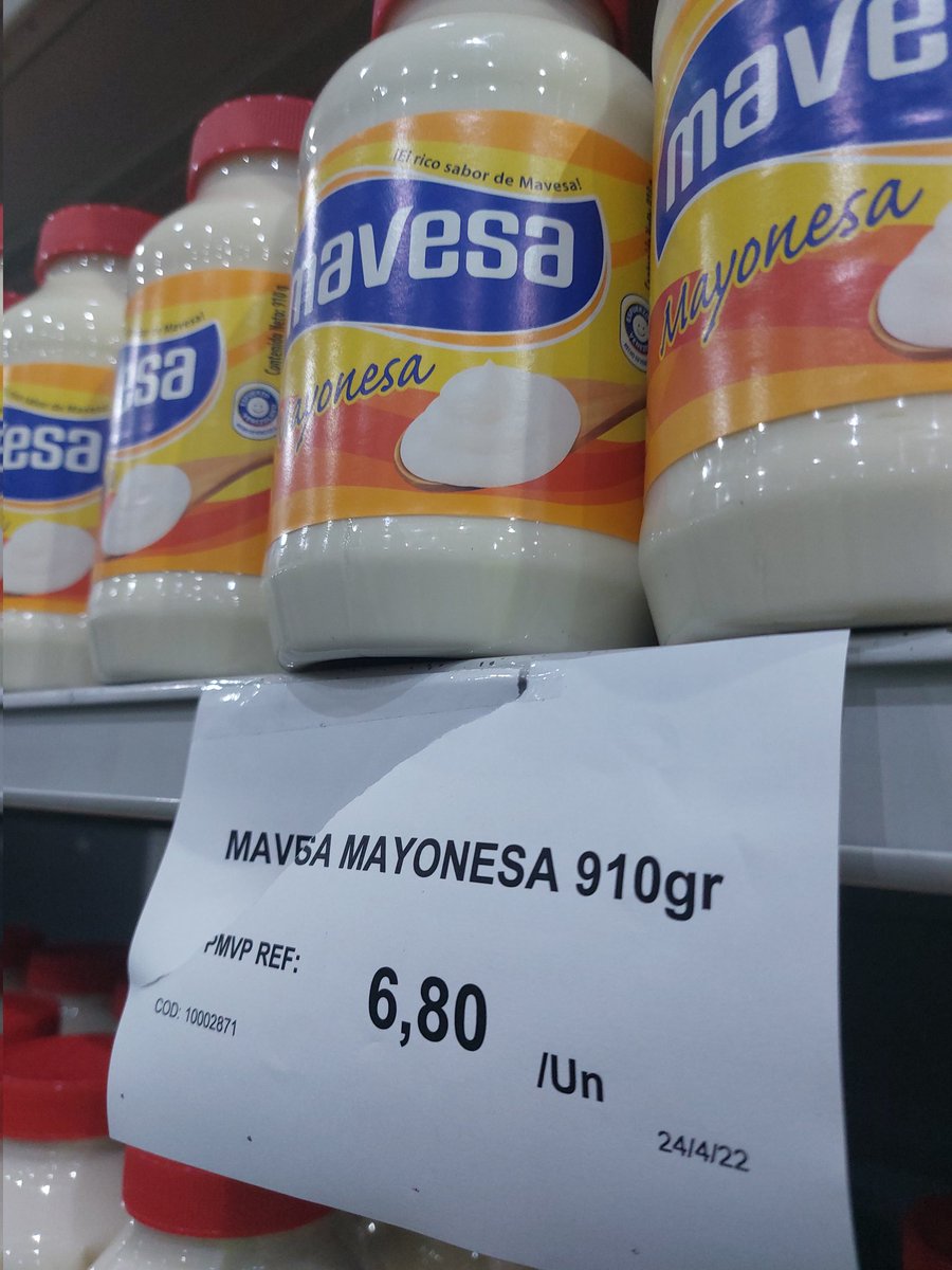 ReporteYa's tweet photo. #25Abr #Dolarización #Venezuela 
@DanielAlvarezRo: "El sueldo mínimo decretado en 30$ ya va palo abajo, unos 27$ mensuales recibe un trabajador (Tasa BCV).

La mayonesa grande, el jabón y los enlatados son los productos más caros" https://t.co/cHzPguHy5B