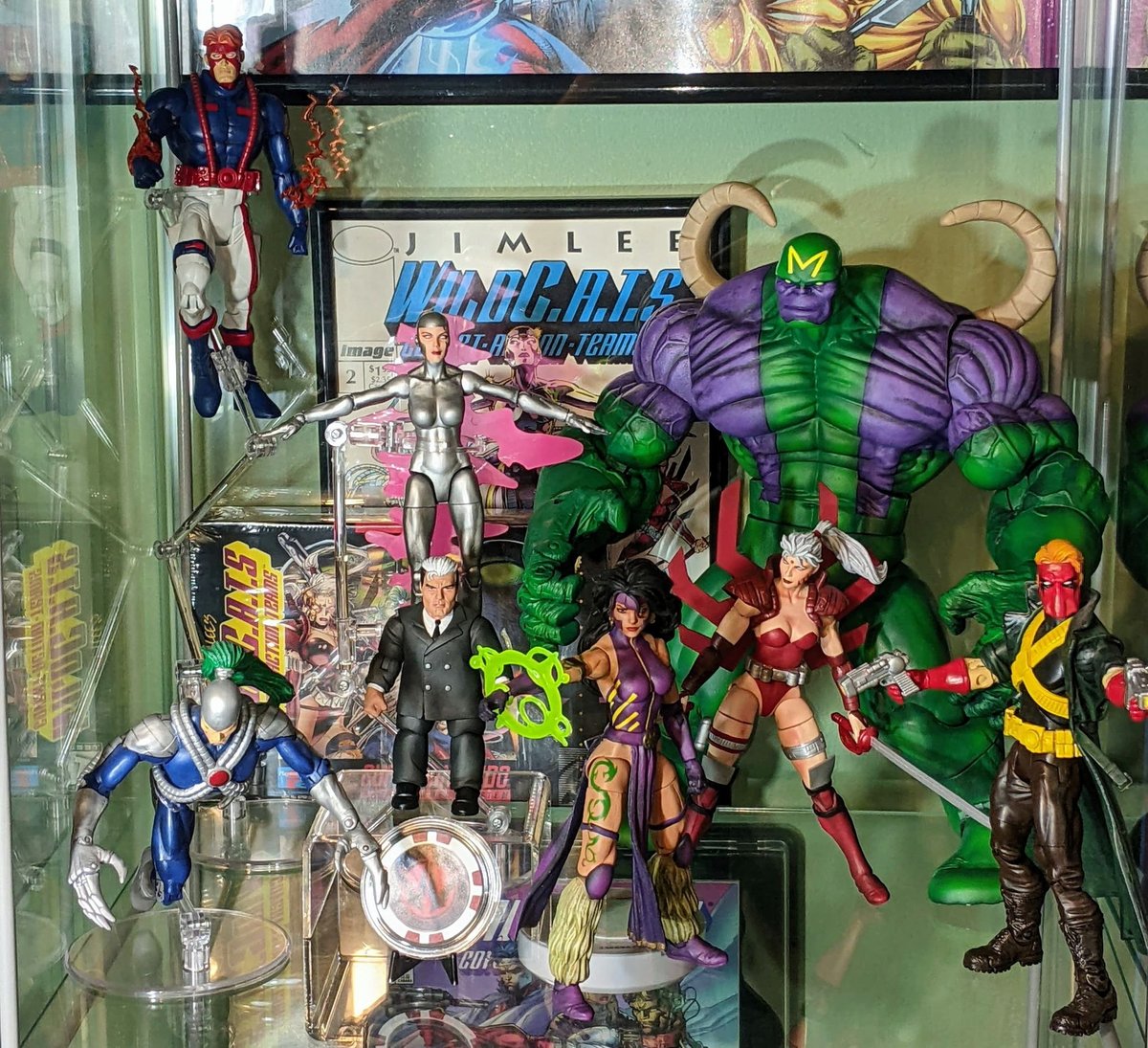 daarkanjel's tweet photo. WildStorm WildCATs and WildCORE custom figures
updated my display cases with latest figures
customs by #CalsCustoms #HKC #AshCustoms https://t.co/Gz2ycogH8v